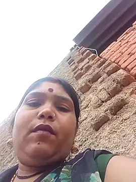 Priya tyagi online show from 10.08.25
