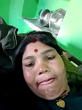 Priya tyagi online show from 10.19.25