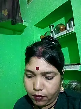 Priya tyagi online show from 10.19.25
