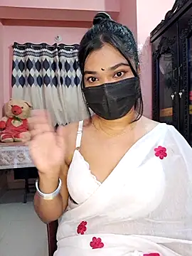 Snapshot of ariya-03 chatting on 09.20.25 ariya-03 online show from 09.20.25