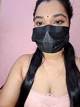 Snapshot of ariya-03 chatting on 11.13.25 ariya-03 online show from 11.13.25