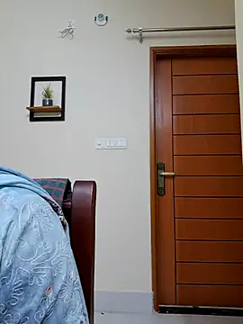 Snapshot of ariya-03 chatting on 11.22.25 ariya-03 online show from 11.22.25