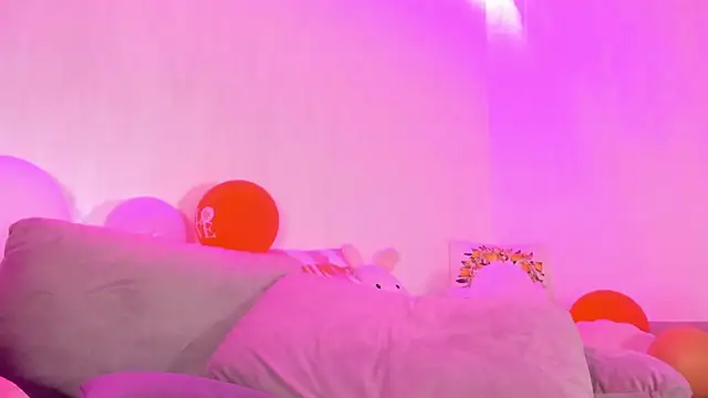 RileyNox online show from 04.25.26