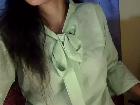 Neha Sharma1 online show from 09.13.25