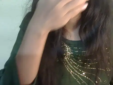 Neha Sharma1 online show from 12.04.25