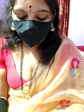 luci-queen online show from 09.30.25