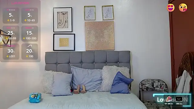  naomi s online show from 03.04.26