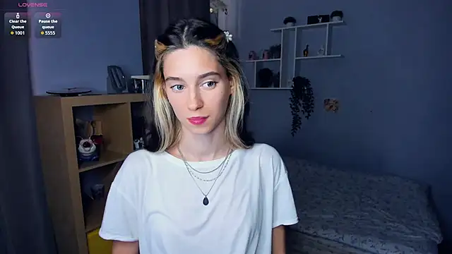 AntonettaTarring online show from 09.16.25