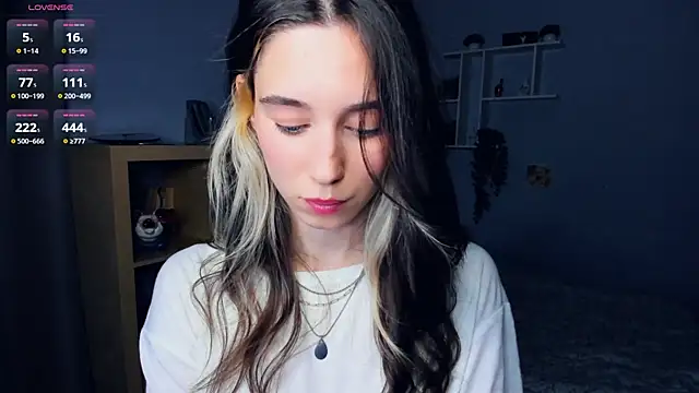 AntonettaTarring online show from 09.23.25