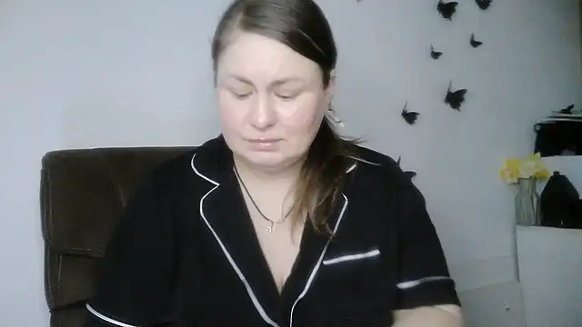 Snapshot of MartaXLove chatting on 04.19.26 MartaXLove online show from 04.19.26