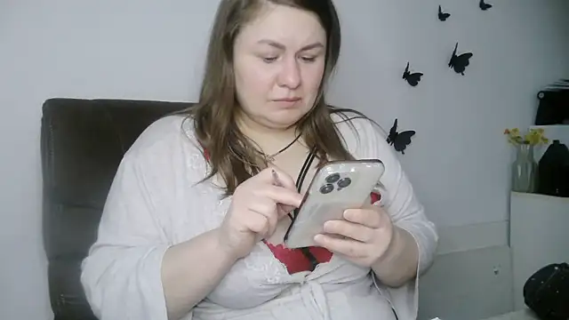 Snapshot of MartaXLove chatting on 04.27.26 MartaXLove online show from 04.27.26