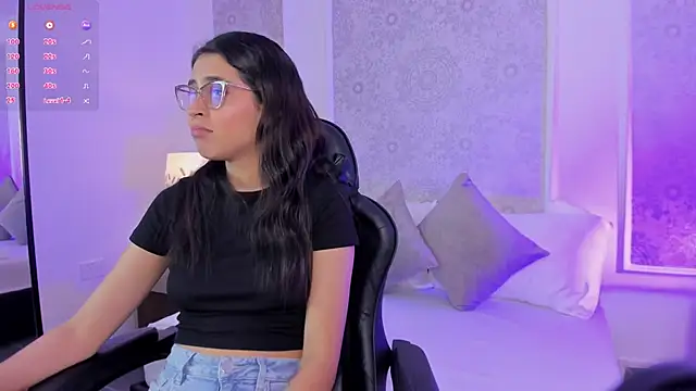 desireee  online show from 02.25.26