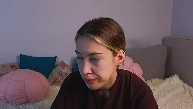 Snapshot of AngelicRice chatting on 09.26.25 AngelicRice online show from 09.26.25