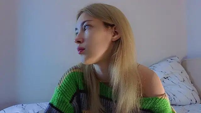 Snapshot of AngelicRice chatting on 11.14.25 AngelicRice online show from 11.14.25