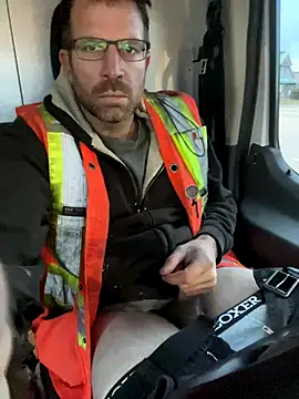 Snapshot of kyle_YEG chatting on 11.12.25 kyle YEG online show from 11.12.25