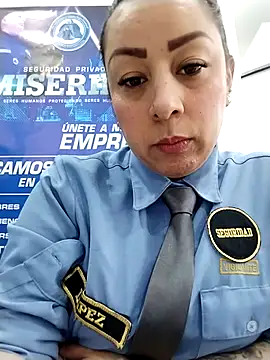 Snapshot of CRISTAL__11 chatting on 12.16.25 CRISTAL 11 online show from 12.16.25