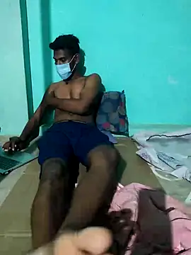 Snapshot of Tamilgud23 chatting on 09.19.25 Tamilgud23 online show from 09.19.25