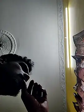 Snapshot of Tamilgud23 chatting on 09.24.25 Tamilgud23 online show from 09.24.25