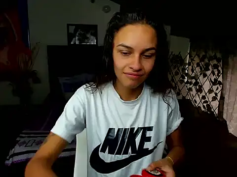 Skylovershot online show from 12.02.25