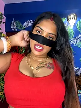 Snapshot of V-Hot-Sweti chatting on 11.03.25 V-Hot-Sweti online show from 11.03.25