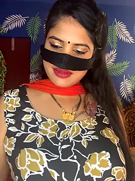 Snapshot of V-Hot-Sweti chatting on 11.11.25 V-Hot-Sweti online show from 11.11.25