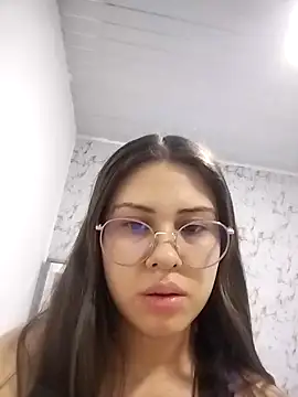 Layla fontainex x online show from 11.12.25