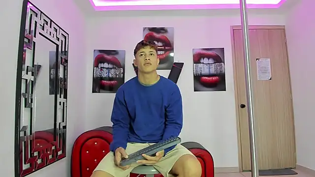 Snapshot of GRETTY_BOYS chatting on 11.08.25 GRETTY BOYS online show from 11.08.25