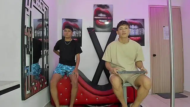 Snapshot of GRETTY_BOYS chatting on 11.12.25 GRETTY BOYS online show from 11.12.25