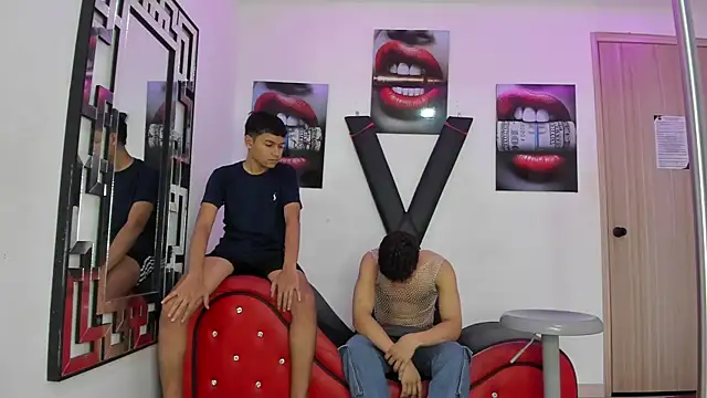 Snapshot of GRETTY_BOYS chatting on 11.21.25 GRETTY BOYS online show from 11.21.25