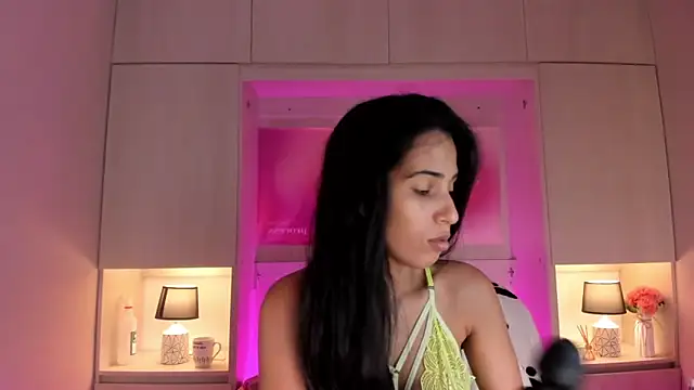 LexxaQueen online show from 11.26.25