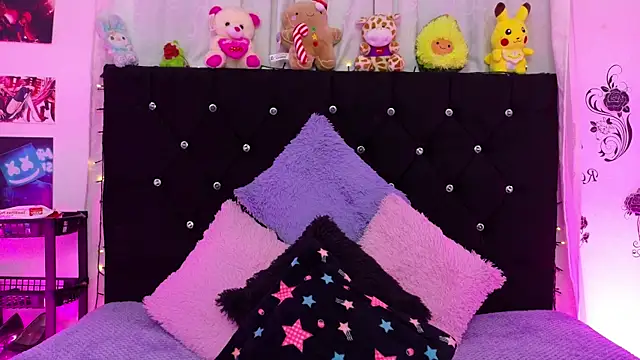 lizz bela1 online show from 12.22.25