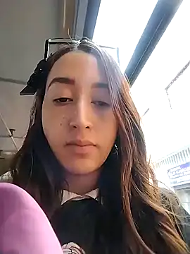 Snapshot of alaska__williams__ chatting on 10.22.25 alaska williams online show from 10.22.25