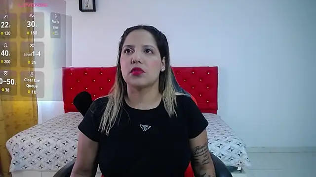 Snapshot of tiana_breeze chatting on 11.03.25 tiana breeze online show from 11.03.25