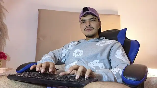 Snowlann online show from 11.05.25