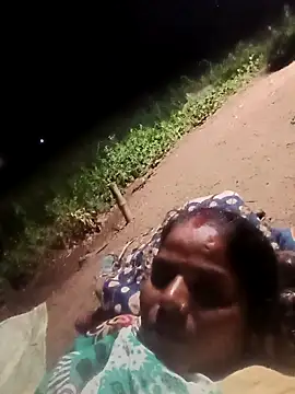 Snapshot of Sapna_cutt chatting on 09.28.25 Sapna cutt online show from 09.28.25