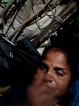 Snapshot of Sapna_cutt chatting on 10.06.25 Sapna cutt online show from 10.06.25