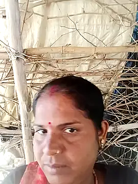 Snapshot of Sapna_cutt chatting on 10.13.25 Sapna cutt online show from 10.13.25