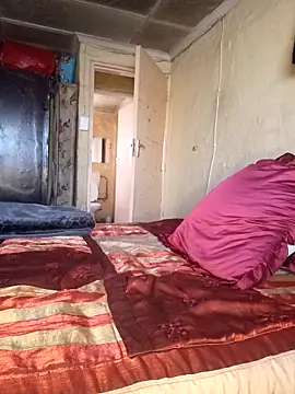 Hluga 25 online show from 11.20.25