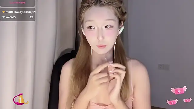 Winnie666- online show from 09.18.25