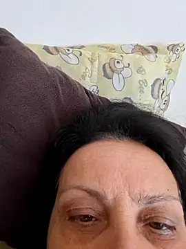 jessyca  online show from 10.10.25