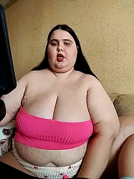 Snapshot of Vllada_Brattz chatting on 09.19.25 Vllada Brattz online show from 09.19.25