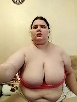 Snapshot of Vllada_Brattz chatting on 10.27.25 Vllada Brattz online show from 10.27.25