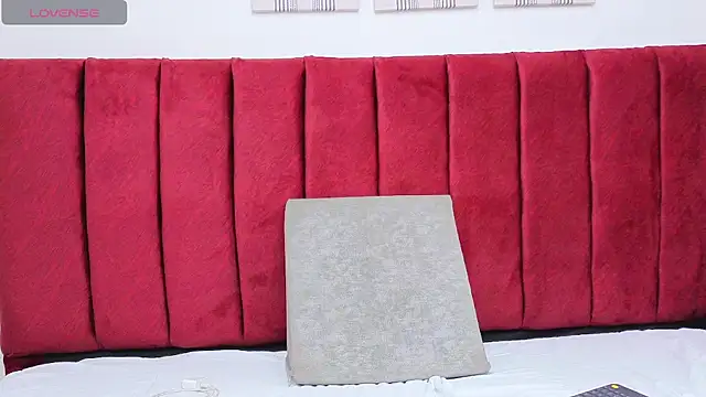 Snapshot of Veronica_Mae chatting on 09.13.25 Veronica Mae online show from 09.13.25