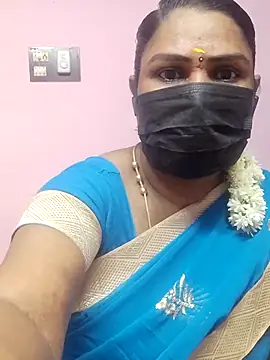 Snapshot of Tamil_Azhaghi25 chatting on 09.09.25 Tamil Azhaghi25 online show from 09.09.25