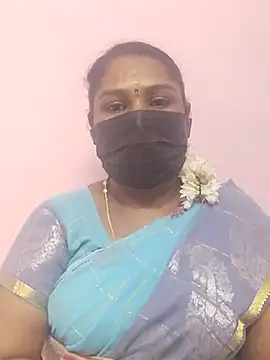 Snapshot of Tamil_Azhaghi25 chatting on 09.11.25 Tamil Azhaghi25 online show from 09.11.25