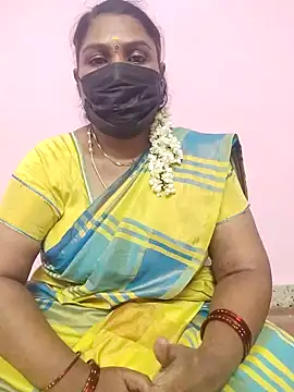 Snapshot of Tamil_Azhaghi25 chatting on 09.16.25 Tamil Azhaghi25 online show from 09.16.25