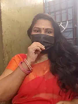 Snapshot of Tamil_Azhaghi25 chatting on 11.01.25 Tamil Azhaghi25 online show from 11.01.25