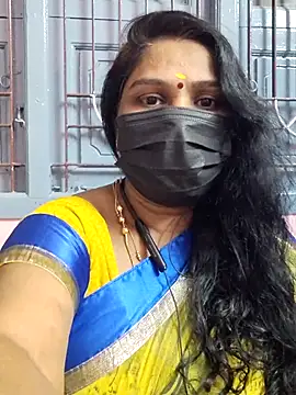 Snapshot of Tamil_Azhaghi25 chatting on 11.02.25 Tamil Azhaghi25 online show from 11.02.25