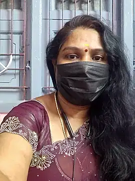 Snapshot of Tamil_Azhaghi25 chatting on 11.06.25 Tamil Azhaghi25 online show from 11.06.25