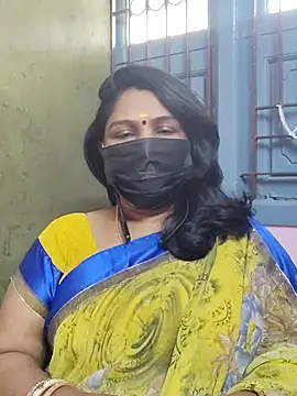 Snapshot of Tamil_Azhaghi25 chatting on 11.10.25 Tamil Azhaghi25 online show from 11.10.25